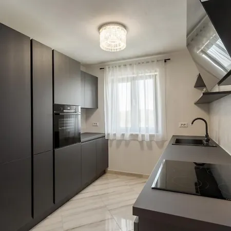 Grey Fuskulin Villa Porec